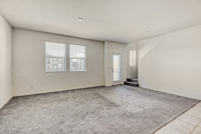 Building Photo - 489 Anthurium Pl