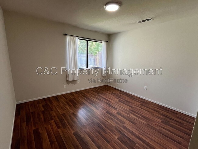 Building Photo - 3350 M St
