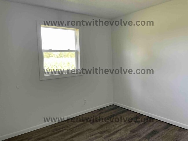 Building Photo - 12406 W. State Road 67, Unit 8, Albany, IN