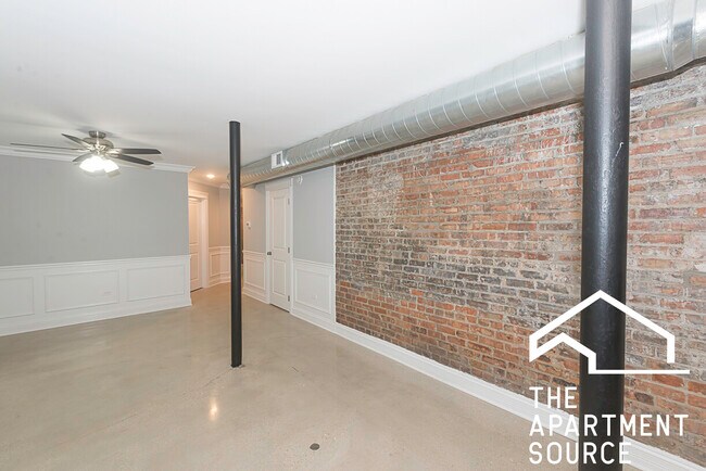 Building Photo - 4117 S Michigan Ave