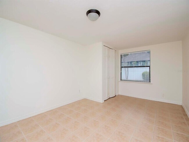 Building Photo - 2607 W Jetton Ave