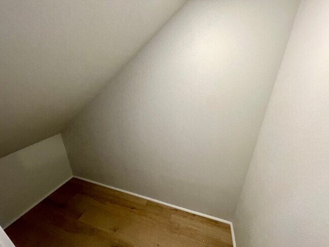 Building Photo - 2 Bedroom Townhome Available in BRAND NEW ...