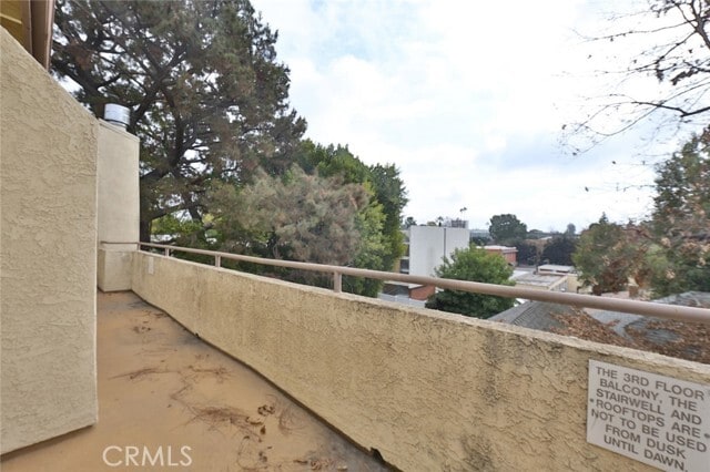 Building Photo - 222 S Catalina Ave