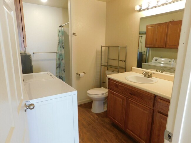 Building Photo - 1304 North 16th Street