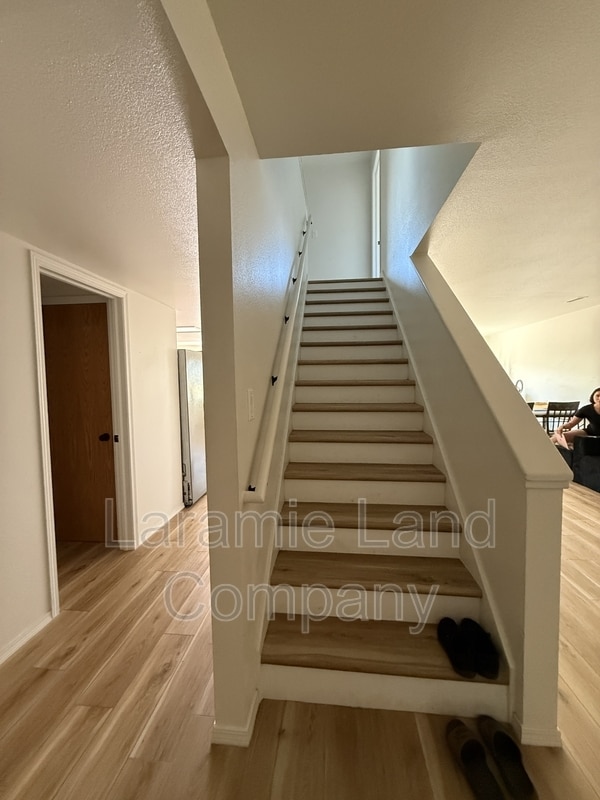 Building Photo - 1736 Sanders Dr
