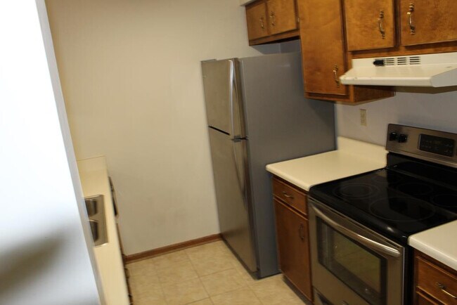 Building Photo - 2808 Ferret Ct