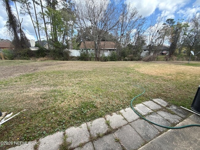 Building Photo - 1819 Lago Del Sur Drive