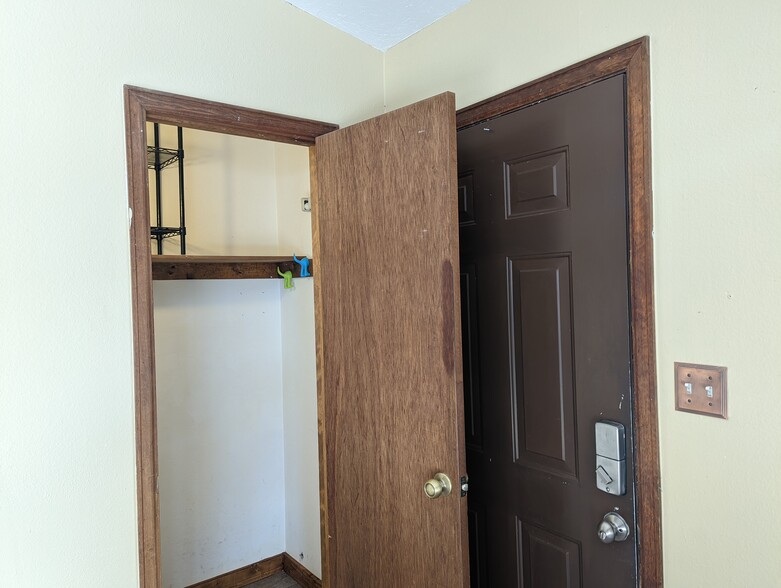 Building Photo - 120 Wisp Creek Dr