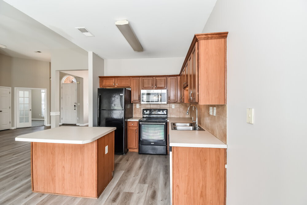 Building Photo - 964 Cully Rd