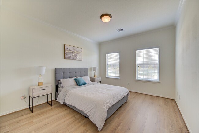 Building Photo - 14467 Basalt Ln