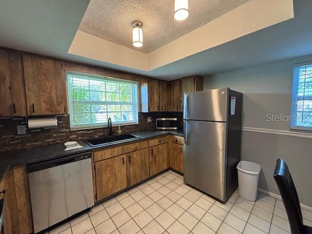 Building Photo - 526 Belmist Ct