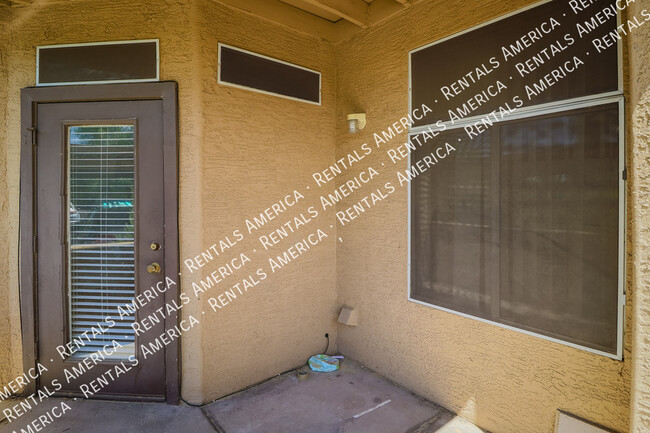 Building Photo - 2 Bed 2 Bath Scottsdale Condo