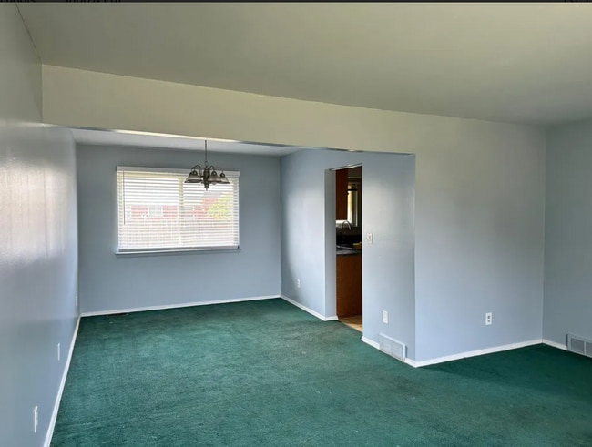 Building Photo - 3826 Bicsak Dr