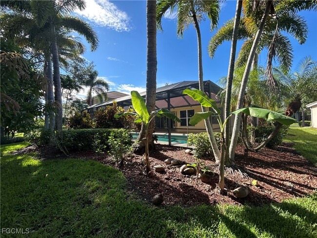 Building Photo - 9947 Colonial Walk N