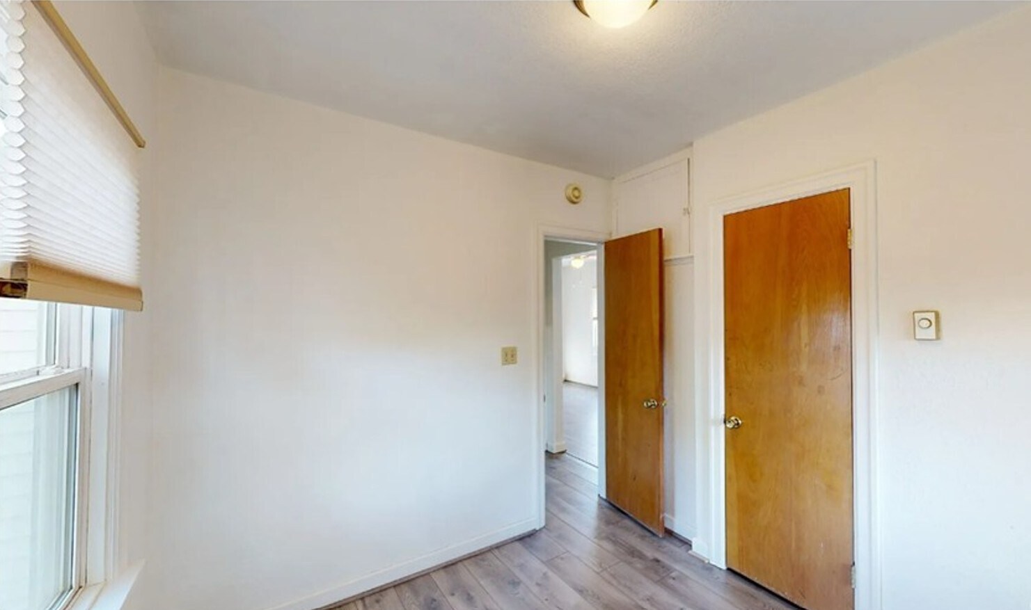Bedroom2 - 605 W Whitman Dr