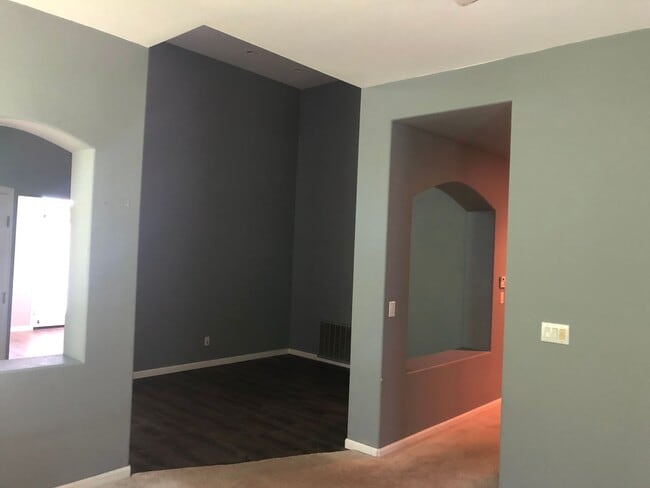 Building Photo - 9359 Gridley Ct