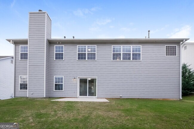 Building Photo - 298 Summit View Dr