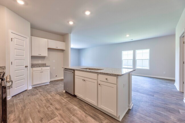 Building Photo - The Preserve at Hilton Head Lakes