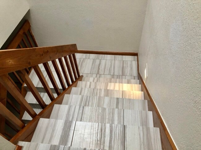Building Photo - 730 Resler Dr