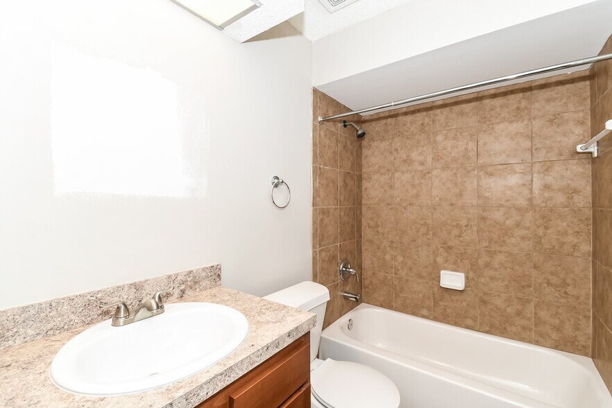 Building Photo - 8315 Crosswind Rd