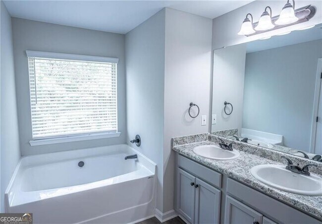 Building Photo - 6106 Oak Bend Ct