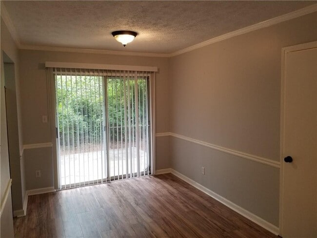 Building Photo - 107 Sterling Ct