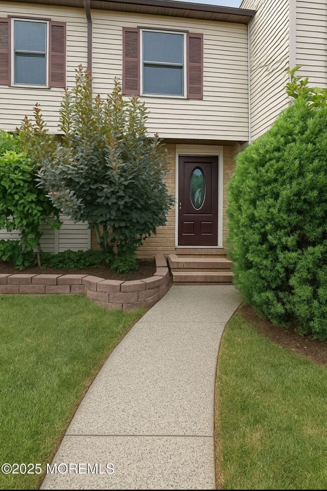 Primary Photo - 7 Tiger Lilly Ct