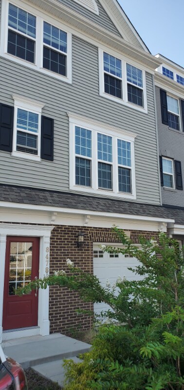 Building Photo - 8478 Craggan Ln