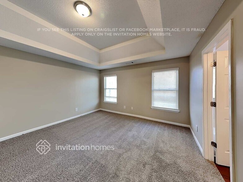 Building Photo - 215 Marriott Dr