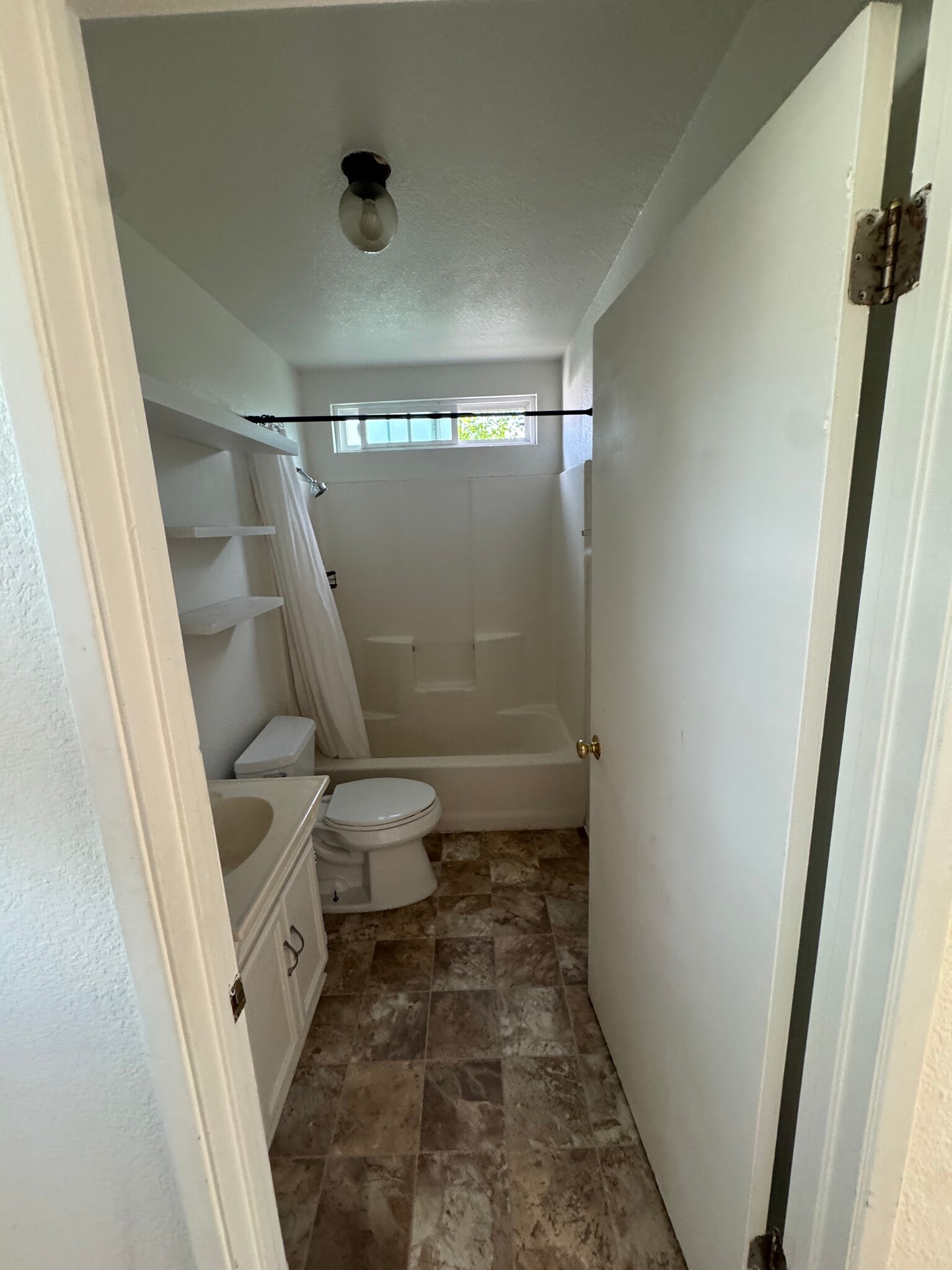 Building Photo - 6704 Nagle Ave