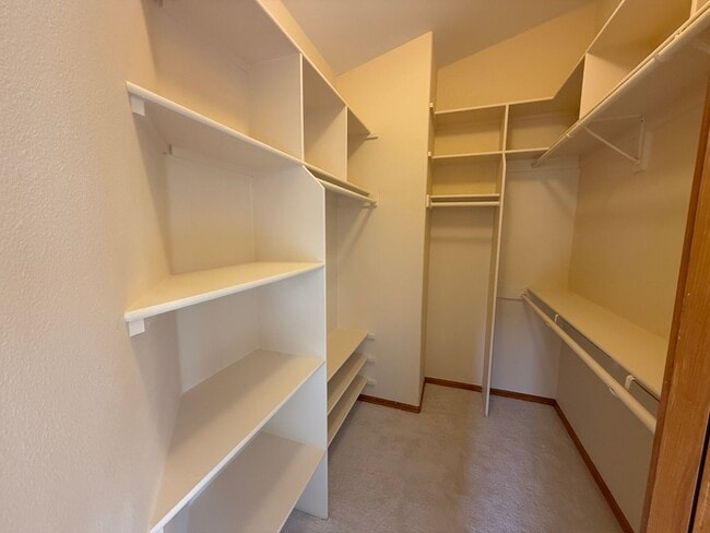 Building Photo - Perfect Table Mesa Family Home with Fully ...
