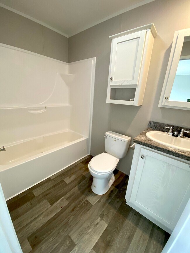 Building Photo - 2128 N Sheeran Dr