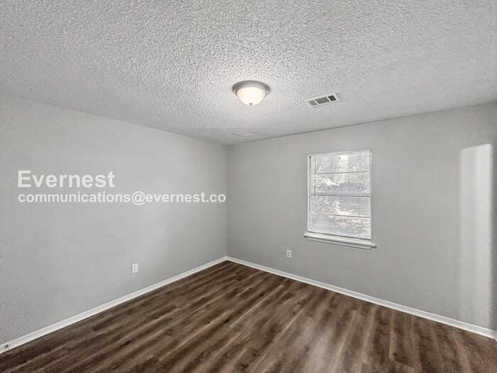 Building Photo - 3465 Cherry Cove W