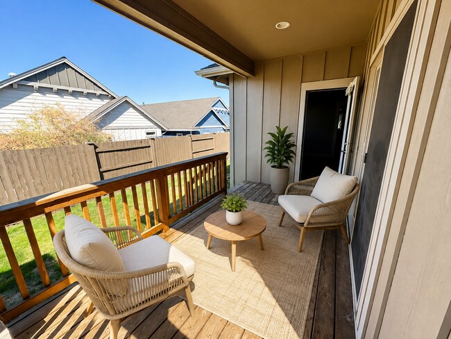 Building Photo - 3 Bed / 2 Bath near Pine Nursery Park — Grass Park Next Door, Private Community Pool