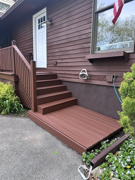 Front Door - 84 Oak Hill Rd