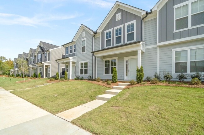 Building Photo - Like A Brand New 3 Bedroom Townhome in the...