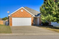 Building Photo - Beautiful Grovetown Ranch