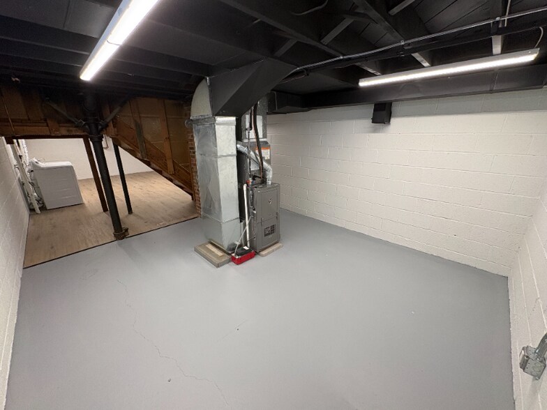 Building Photo - 13319 McCracken Rd