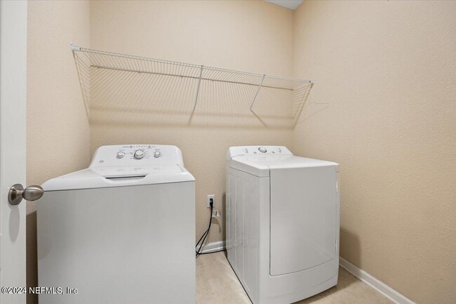 Building Photo - 13 Pantano Vista Way