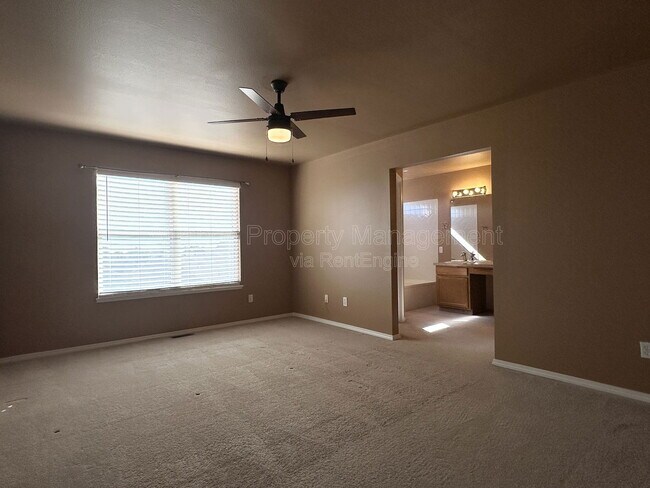 Building Photo - 8131 Oliver Rd