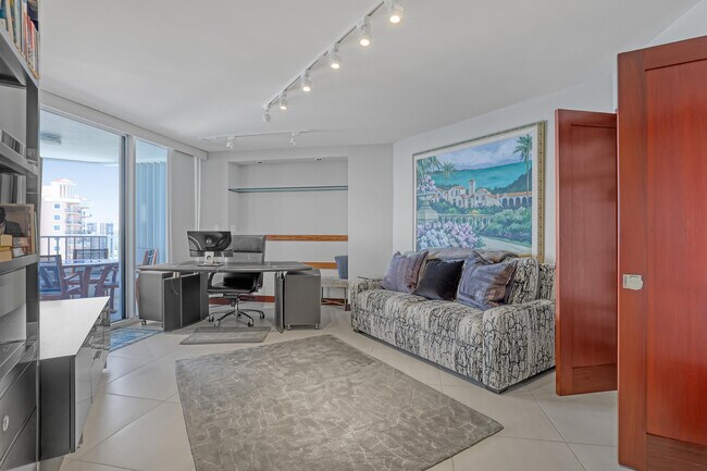 Building Photo - 5200 N Ocean Dr