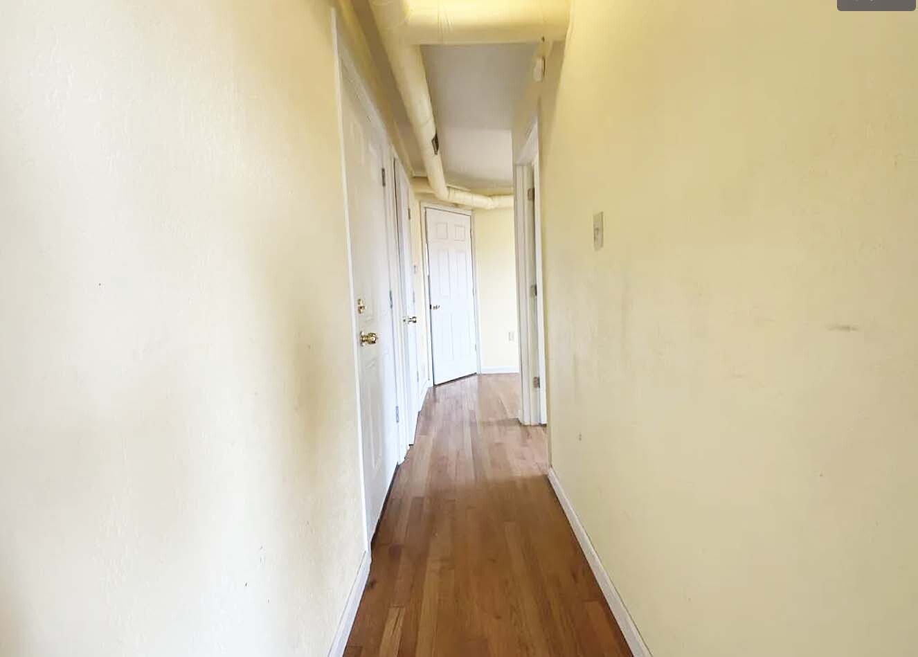 Building Photo - 221 Sterrett St