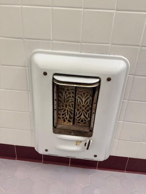 Building Photo - 1318 Ann Arbor Dr