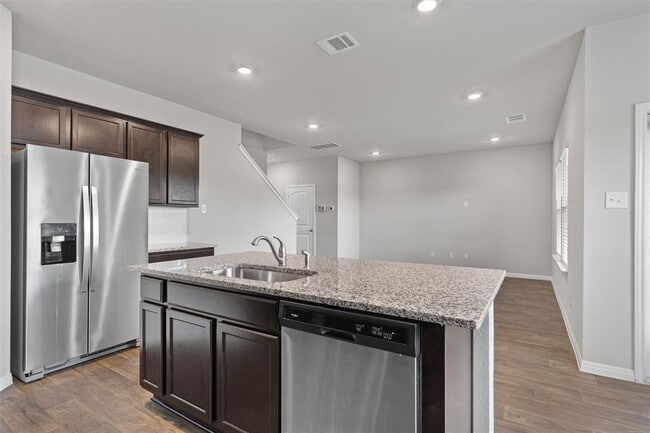 Building Photo - 493 Apache Plum Dr