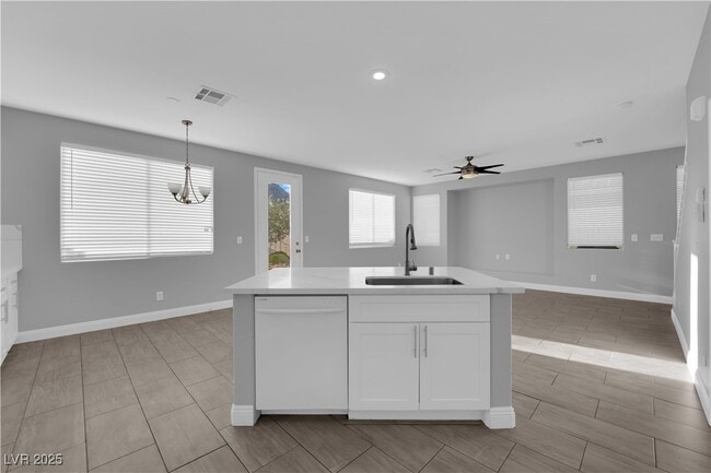 Building Photo - 67 Dogwood Hills St