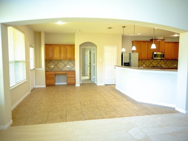 Building Photo - 10007 Shire Green Ln