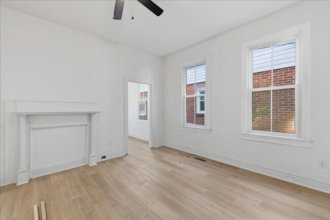 Building Photo - 423 Mt Vernon Ave