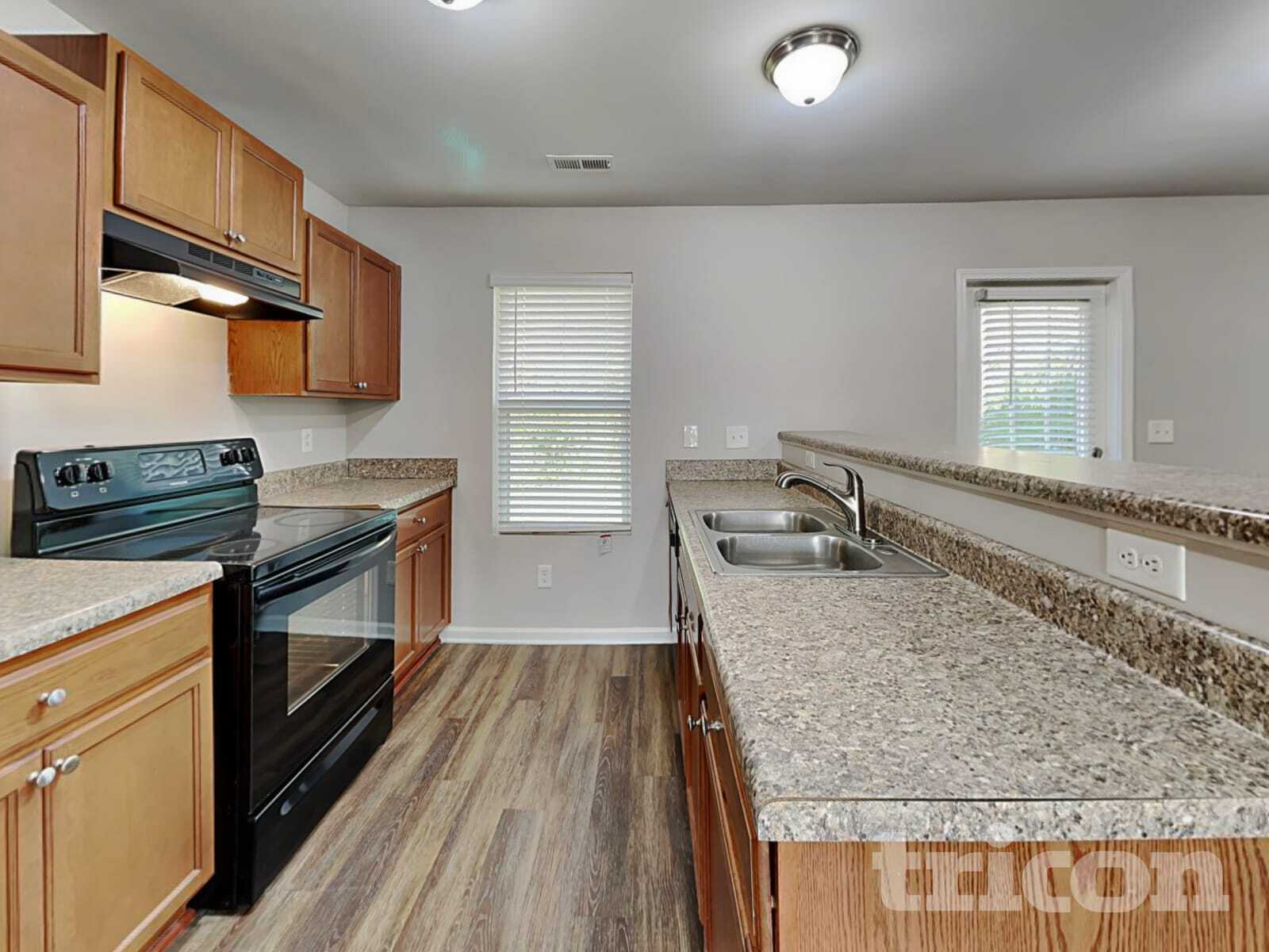 Building Photo - 4748 Brewer Dr
