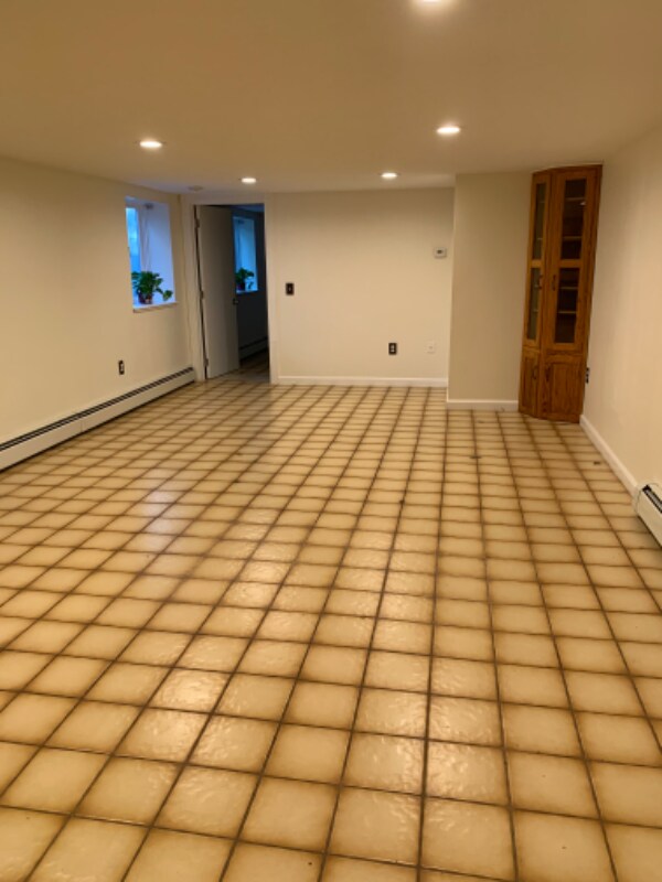 Building Photo - 36 Woodland Way