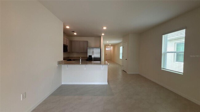 Building Photo - 3404 Costello Cir